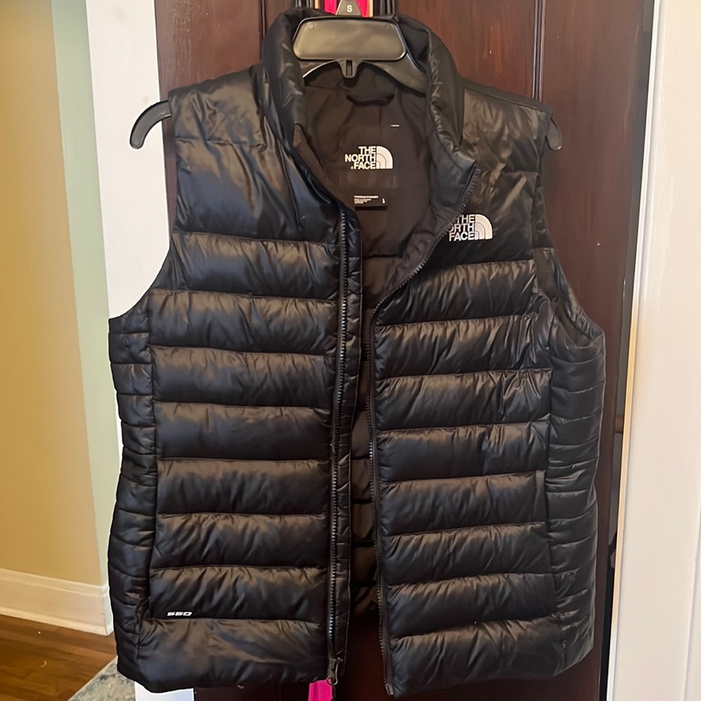 North face puffer vest size large